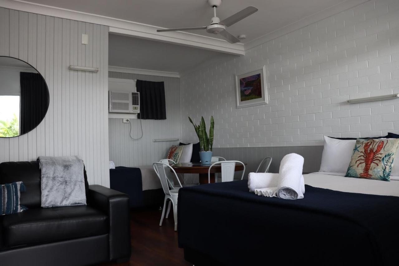Almare Tourist Motel Ballina Exterior photo
