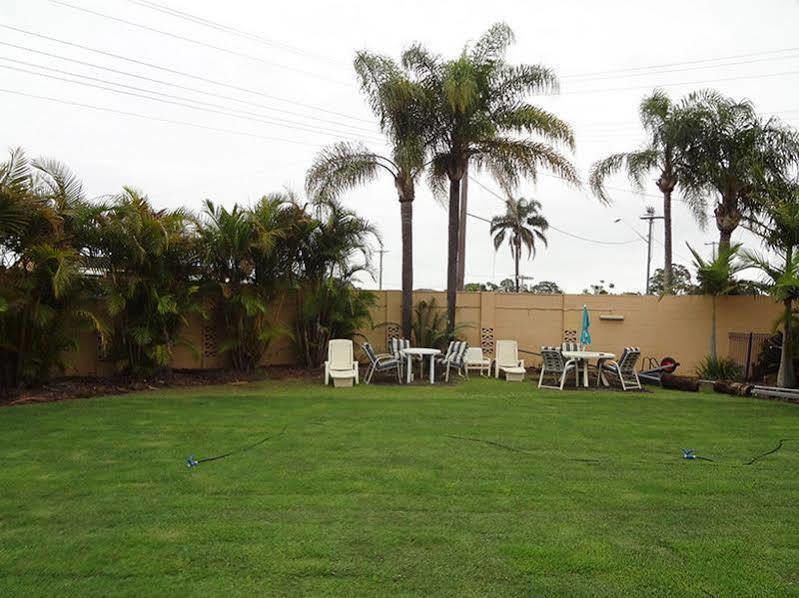 Almare Tourist Motel Ballina Exterior photo